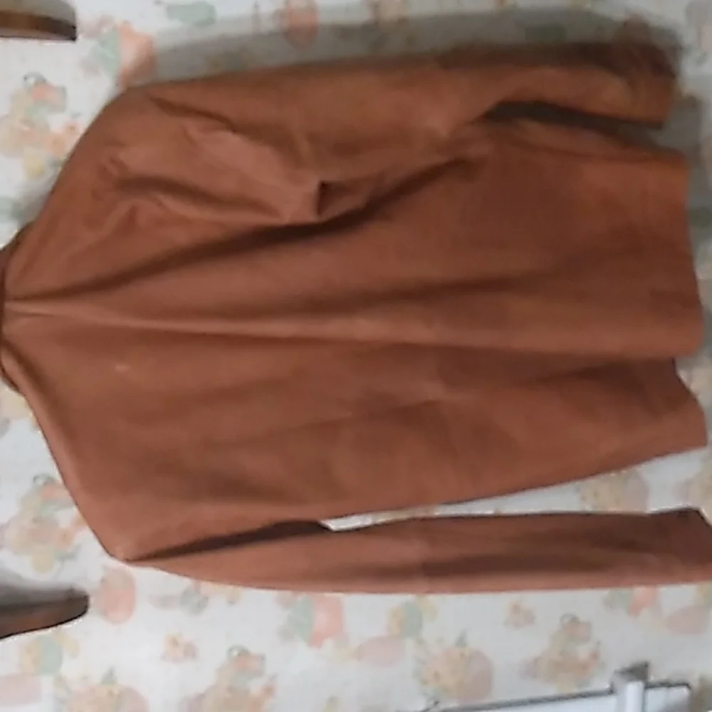 Leather Jacket - Picture 2 of 8